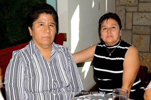BETTY ARANDA  y Cuquis Romero.
