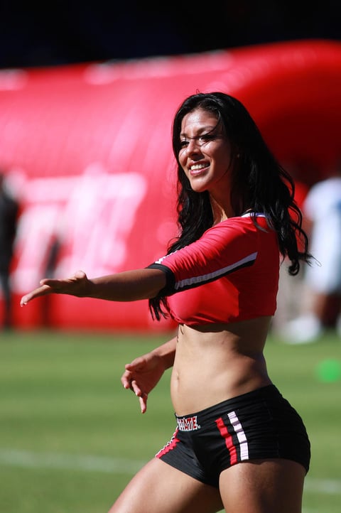 En Veracruz también asistió la belleza al estadio.