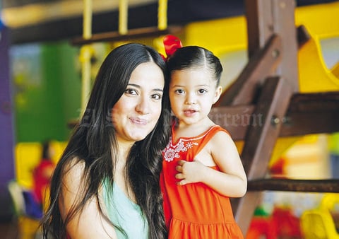 Isabela y Daniela.