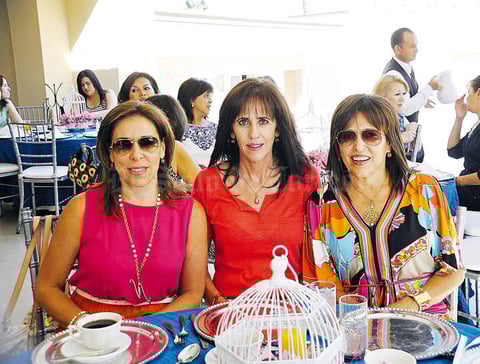 Nenabel, Cecilia y Laura.