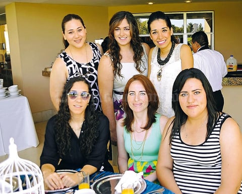 Monse, Lily, Ana Rebeca, Ana Isabel, Claudia y Flor de María.