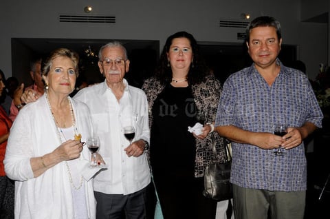 Rosario, Roberto, Tere y Jos