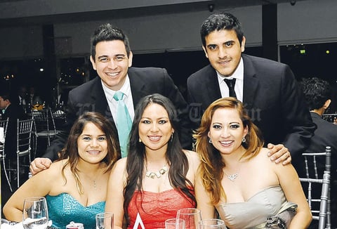 José, Alan, Jessica, Brianda y Karime.