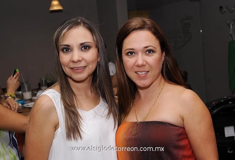 06092013 PERLA  y Claudia.