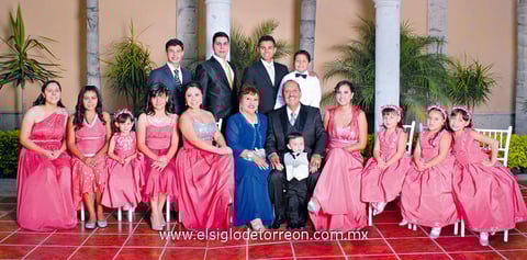 08092013 NIETOS  del Sr. Ramiro Facio y Sra. Ma. Elva García de Facio.