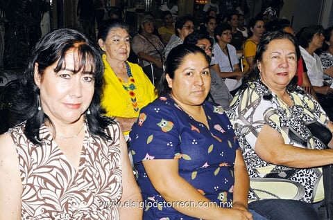 YÉSSICA MATA  y Angélica Jara.