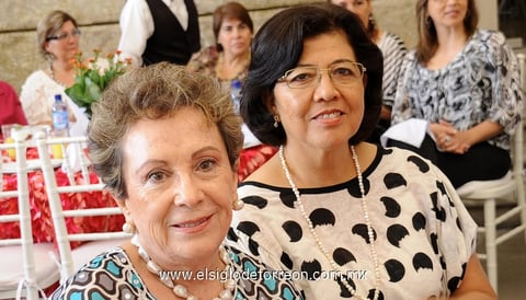 MARISA  Gotés de Berlanga y Lupita Prieto.