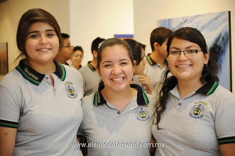 17092013 FERNANDA,  Estefanía, Rosy y Karla.