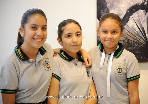 17092013 DANIELA,  Sofía y Gaby.