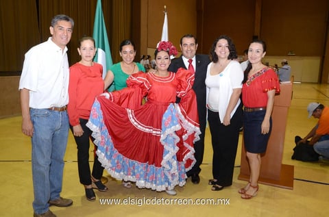14092013 ROGELIO,  Laura, Ana Lucía, Martín, Cristy, Nubia y Paty.