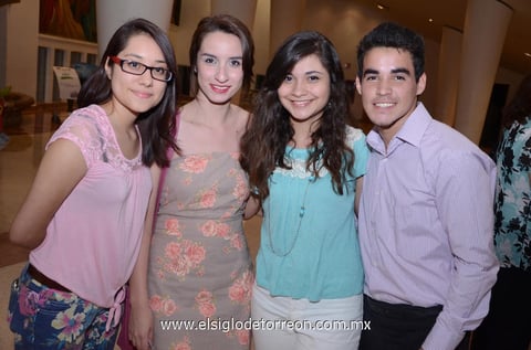 17092013 IRIS,  Daniela, Sofía y Joel.