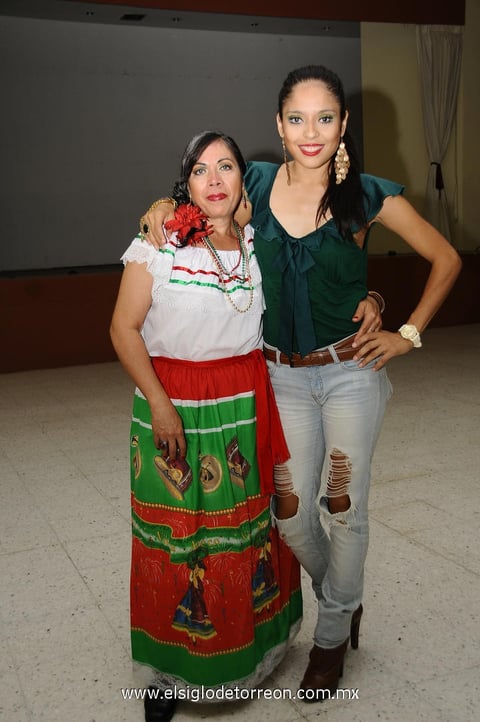 16092013 LUPITA ZAVALA  y Diana Campos.