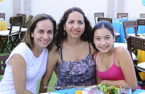 17092013 ALEJANDRA  y Priscila.