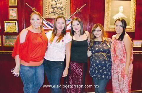 15092013 MICHELLE,  Jessica, Carolina, Sofía y Magda.