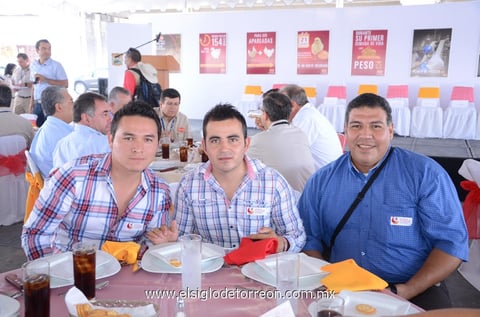 16092013 INAUGURACIóN.  Humberto, Jair y Reyes.