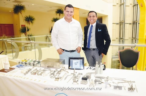 17092013 COMPAñEROS.  Alfredo Martínez y José Manuel Arellano.