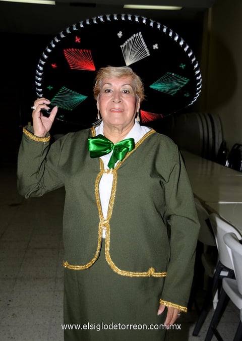 19092013 ¡VIVA MéXICO!  María Elena G. de Alemán.