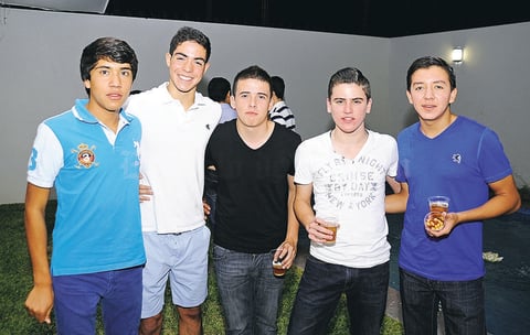Ricardo, Rodrigo, Ricardo, Daniel y Carlos.