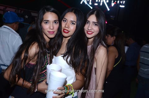 21092013 ALE,  Tita y Anett.