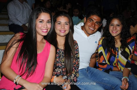 21092013 SARAHí,  Amy, Orlando y Jocy.