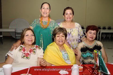 21092013 AMENO FESTEJO.  Irma, Cuquis, Blanquita, Chayo y Juanis.
