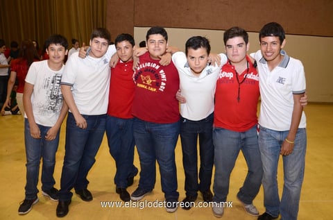 20092013 CEREMONIA CíVICA.  Alberto, Mauricio, Luis Ángel, Alberto, Pedro, Andrés y Mario.