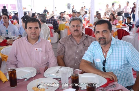 20092013 AMIGOS.  Héctor Aguilar, Gloria Baltazar, Ruth Alcázar y Magdalena Ortiz.