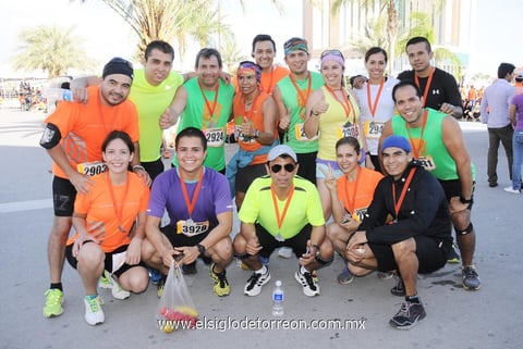 23092013 AMIGOS  corredores del gimnasio.