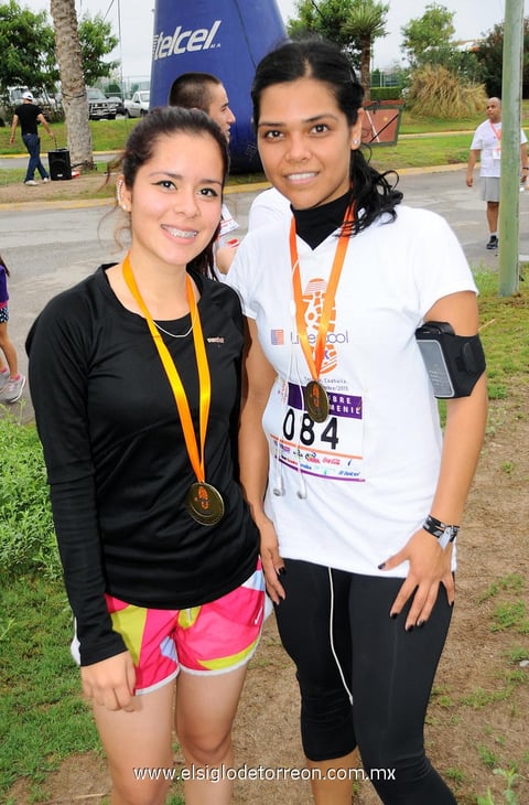 25092013 AMPARO MARTíNEZ  y Santa Chávez.