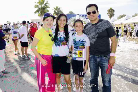 25092013 AL TERMINAR LA CARRERA.  Susy, Andy, Mayte y Antonio.