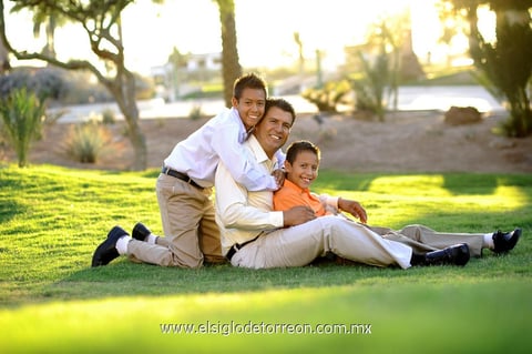 26092013 FELICES.  Julio con Julio César y Sebastián.