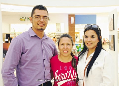 29092013 DAVID,  Karla y Lizett.