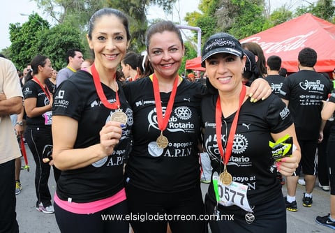 30092013 CLAUDIA,  Lorena y Carmen.