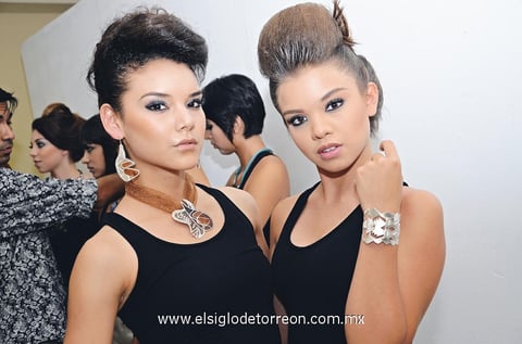29092013 BIANCA  y Lizeth.