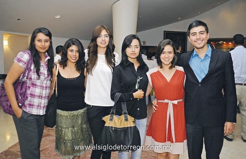 29092013 KARLA ESMERALDA,  Fernanda, Antonieta, Thelma, Mayra y Gerardo.