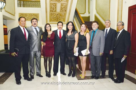 29092013 EN EL TIM.  José Ángel, Jesús, Marina, Juan Manuel, Yanina, Oyuki, Jorge, Mario y Alfonso.