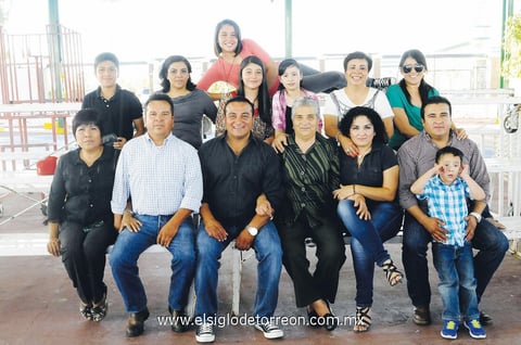 30092013 CONVENCIóN.  Familia Becerra Arreola.