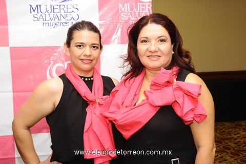 Argelica y Susana Medrano.