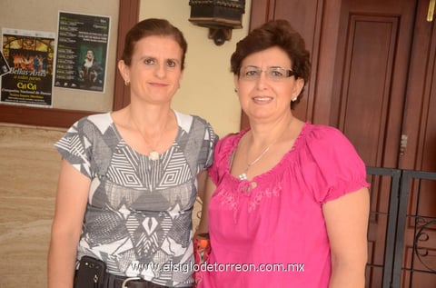 Cecilia  y Lorena.