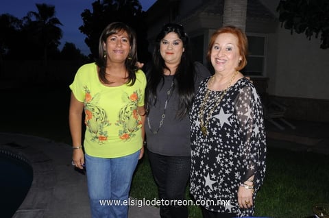 Laura , Gaby y Tita.