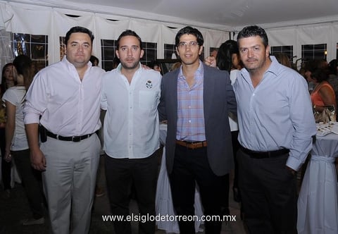 Rogelio,  Ana, Gustavo y Ernesto.