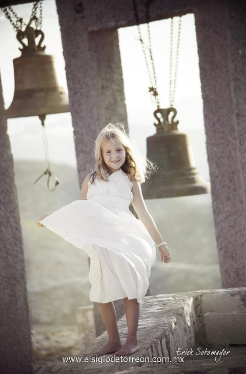 Isabella Enríquez en una fotografía de estudio.- Érick Sotomayor Fotografía