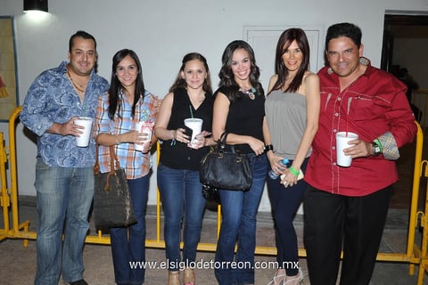 Wifer  Lorena, Jennifer, Deborah, Vero y Héctor.