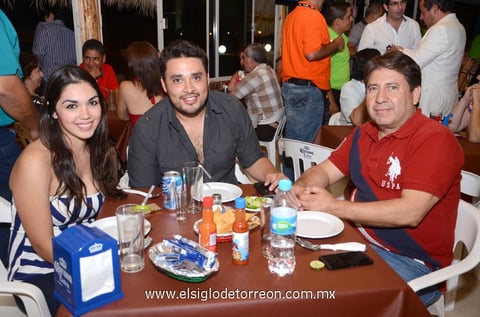 Daniela,  Fernando y Fernando.