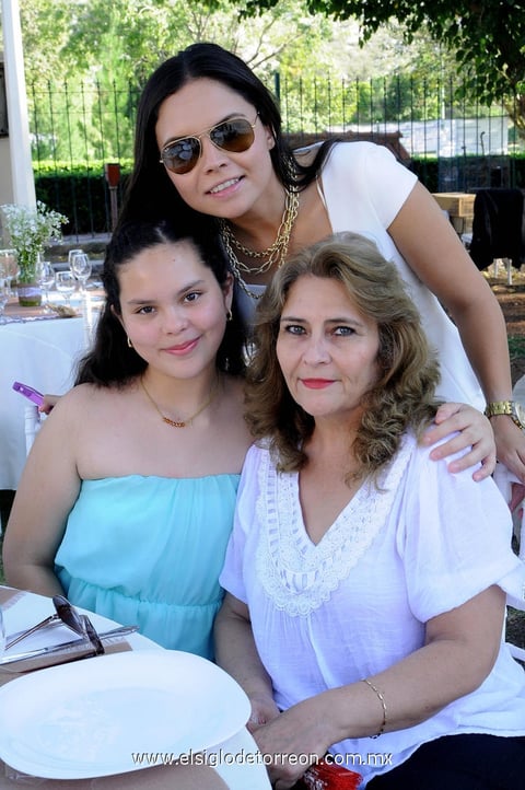 Alejandra  Reynoso, Paulina y Alejandra Reynoso.