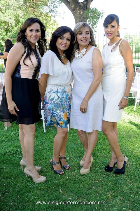 Mayela,  Paty, Aracely y Emma Arreola.