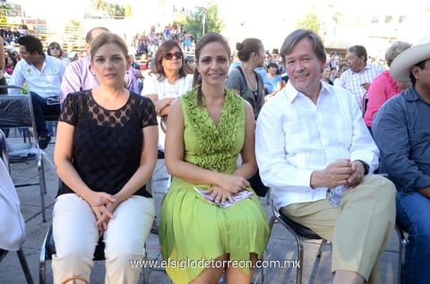 Mónica de Villarreal, Yeye Romo y Lucía Sierra.