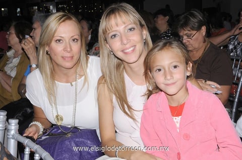 Sofi,  Ale y Vivian.