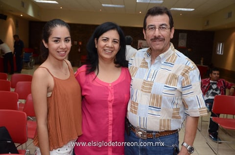 Pamela,  Mary y Humberto.
