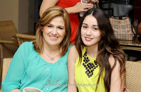 Torneo de Golf.  María y Elba.